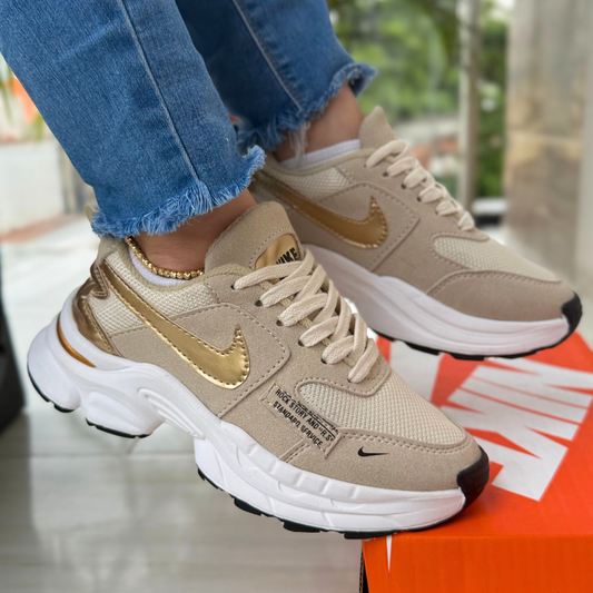 Nike Sport Casual