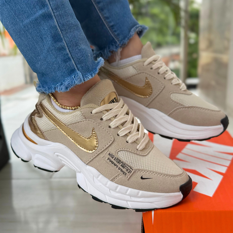 Nike Sport Casual